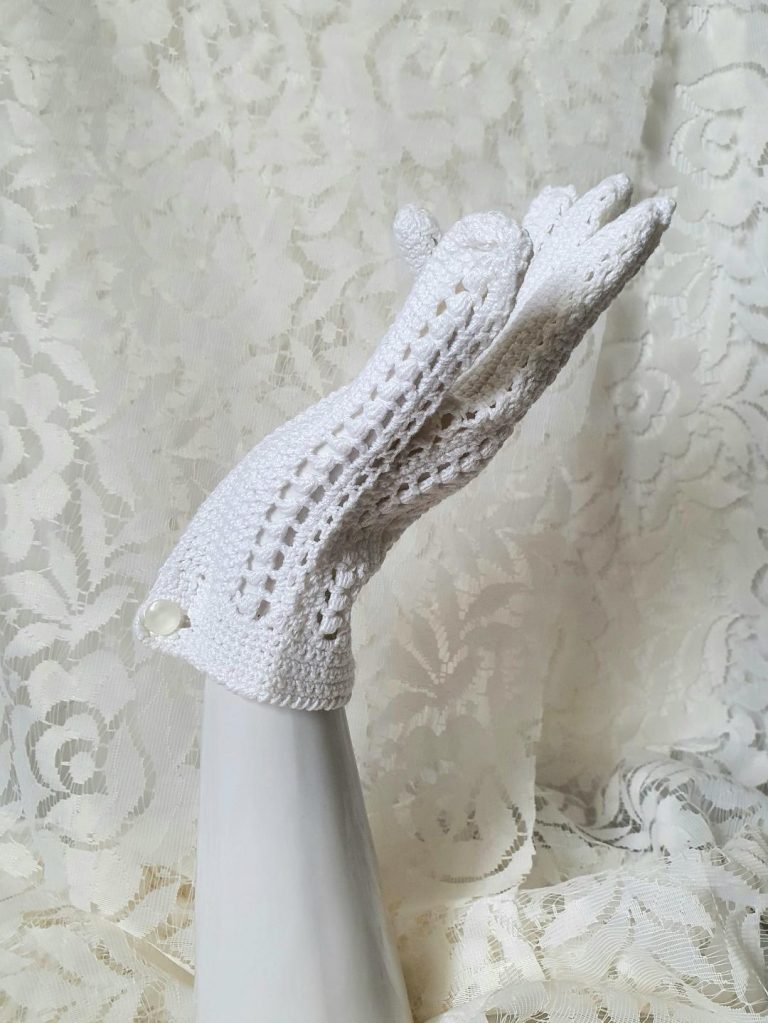 Gants 50 s Crochet Blanc Handmade MELANCOLIA VINTAGE gants-50-s-crochet-blanc-handmade-melancolia-vintage